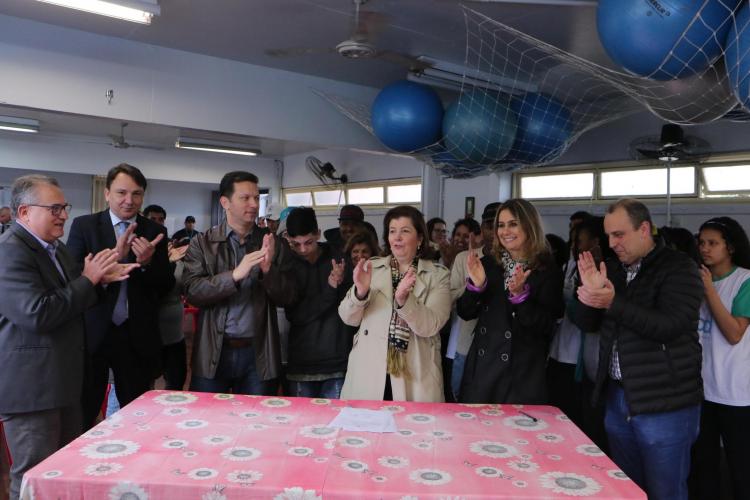 Prefeito Nelson Marchezam Júnior, 1ª dama Maria Helena Sartori. sec Leandro de Lemos e sec Denise Russo Executivo