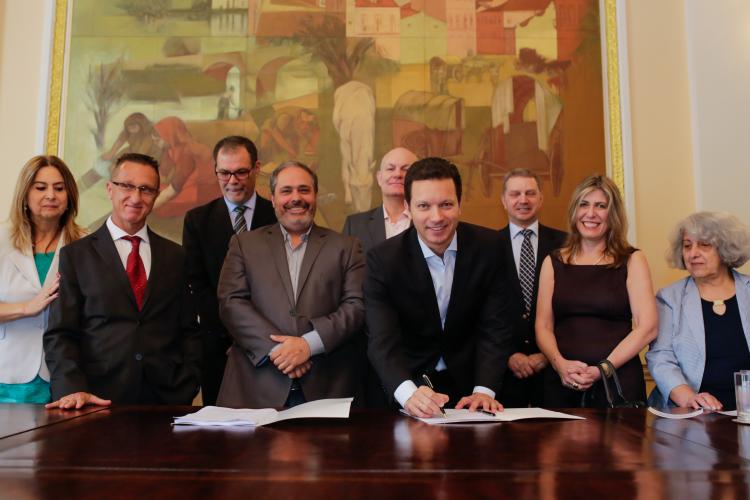 EXECUTIVO