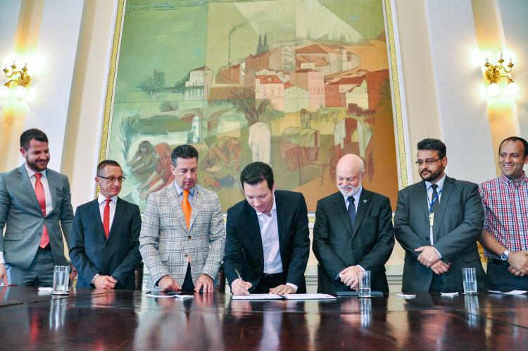 EXECUTIVO