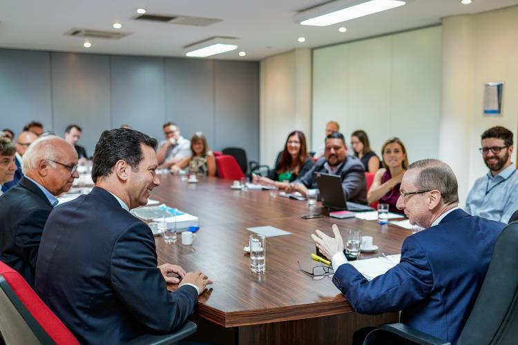 EXECUTIVO