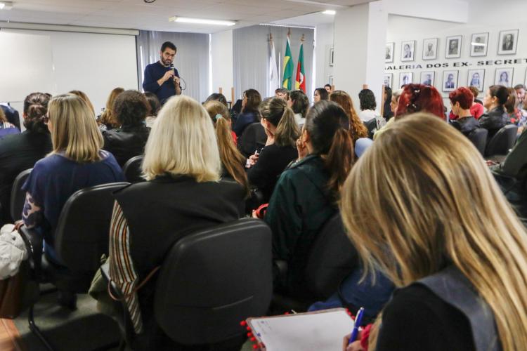 EDUCAÇÃO