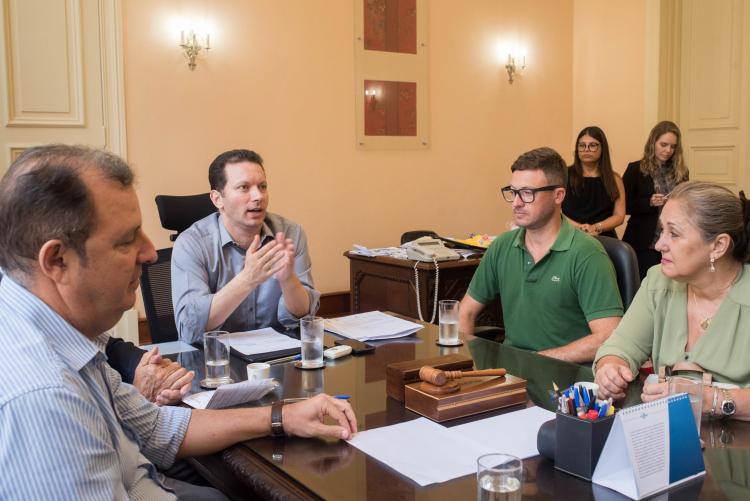 EXECUTIVO