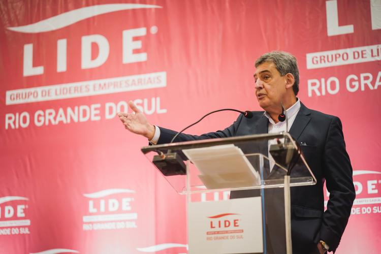 EXECUTIVO