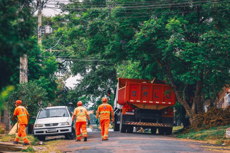 SERVIÇOS URBANOS