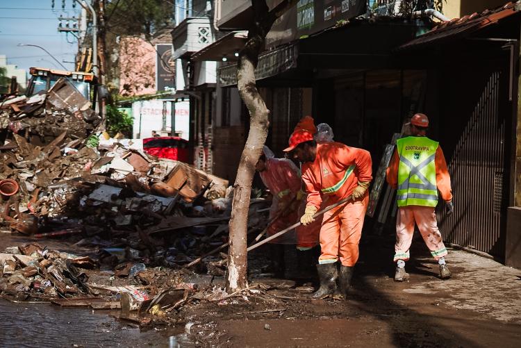 SERVIÇOS URBANOS