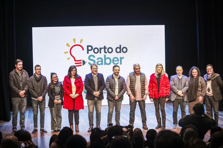 EDUCAÇÃO