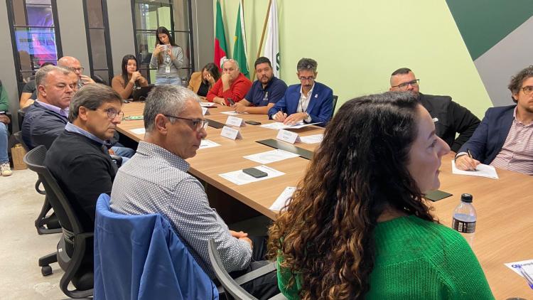 GOVERNANÇA CIDADÃ E DESENVOLVIMENTO RURAL GOVERNANÇA CIDADÃ E DESENVOLVIMENTO RURAL