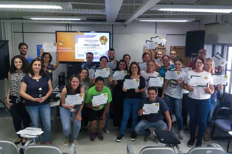 Agentes de combate a endemias também recebem prêmio e certificação