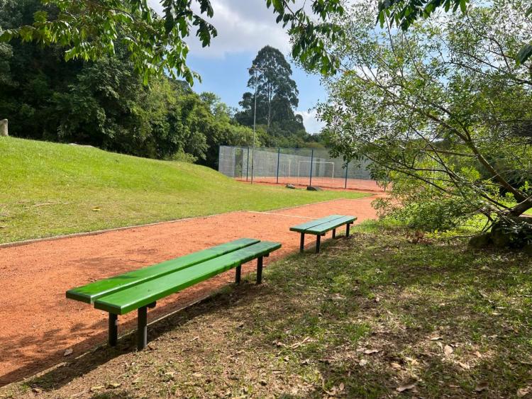 Prefeitura entrega praça revitalizada em bairro da Zona Norte