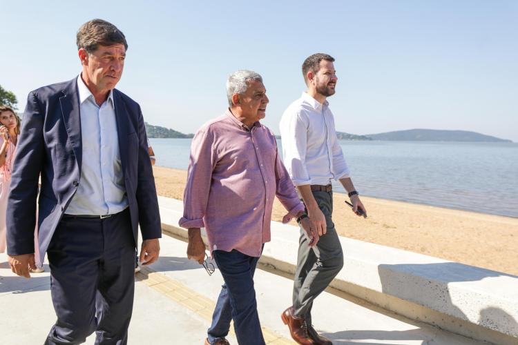 vistoria na orla de ipanema