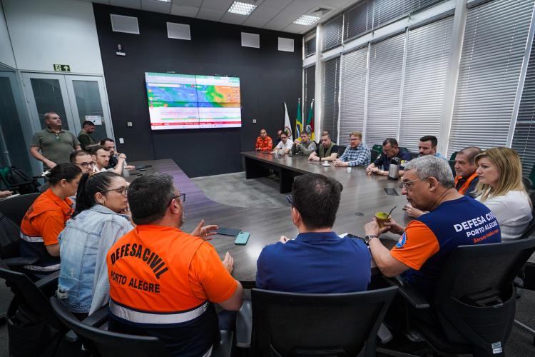 Encontro contou com a participação de órgãos internos e parceiros externos, que atualizaram as ações preventivas e estarão de plantão permanente para atender possíveis ocorrências.