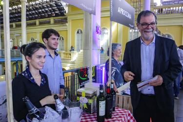 DESENVOLVIMENTO ECONÔMICO