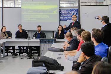 INFRAESTRUTURA E MOBILIDADE URBANA