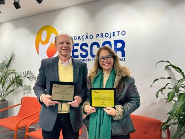 Representantes da Procempa receberam a homenagem