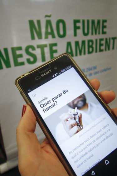 SMS através do Programa Municipal de Controle ao Tabagismo, e no Dia Nacional de Combate ao Fumo, lança a funcionalidade do aplicativo #EuFacoPoa para quem quer parar de fumar. Local: Auditório CS Modelo