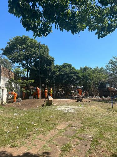 PGM retoma área em praça da zona Norte
