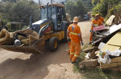 Bota-Fora atende três comunidades nesta quarta-feira