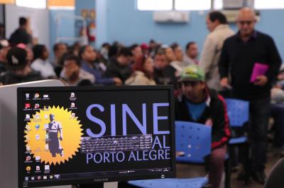 Sine Municipal seleciona trabalhadores para a nova área azul