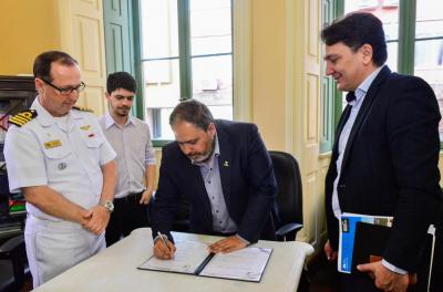 O evento, previsto para ocorrer em dezembro do próximo ano, será organizado pela Marinha do Brasil, por meio da Capitania Fluvial de Porto Alegre, com apoio da Prefeitura de Porto Alegre