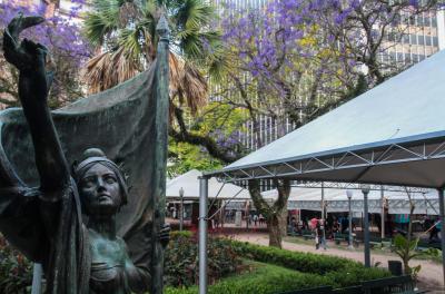 Feira do Livro começa nesta quinta-feira, 1º de novembro, na Praça da Alfândega