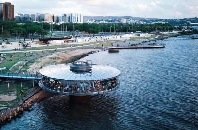 Começaram as alterações no trânsito para transformar o novo cartão-postal de Porto Alegre, a Orla Moacyr Scliar, em uma pista de Fórmula 1. 