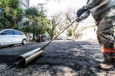 Operação Tapa-Buracos executa serviços em 57 vias em quatro dias