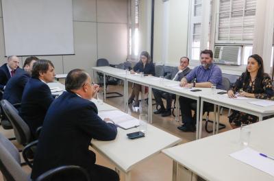 Os secretários reiteraram a disposição de seguir trabalhando juntos e de fortalecer a relação já existente com a Caixa