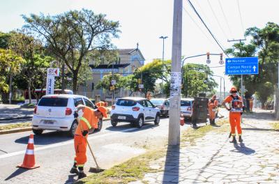 Na manhã desta quinta-feira, 8, os trabalhos estavam concentrados nas avenidas João Salomoni e Rodrigues da Fonseca