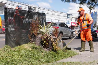 Prefeitura divulga programação de roçada e capina nesta sexta