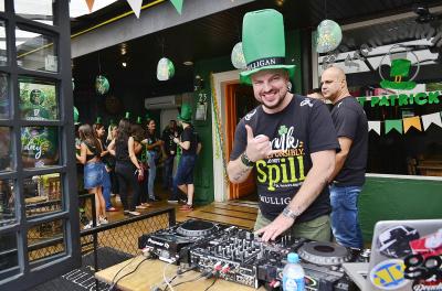 Dia de São Patrício movimenta bares e pubs da Capital