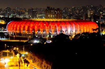 Beira-Rio à noite