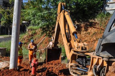 Dmae realiza lavagem da rede de água na Zona Norte