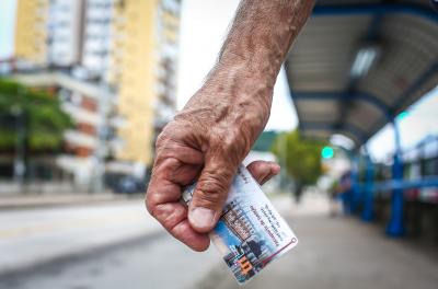 TRI: prazo para recadastrar idosos com até 64 anos termina dia 31