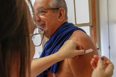 Capital tem 370 mil pessoas vacinadas contra a gripe