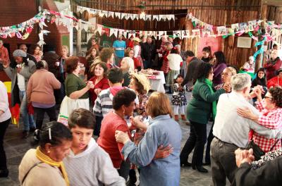 Sábado tem festa junina na Praça Darcy Azambuja