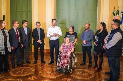 Prefeitura anuncia liberação das assinaturas de contratos para as famÃlias da Vila Nazaré