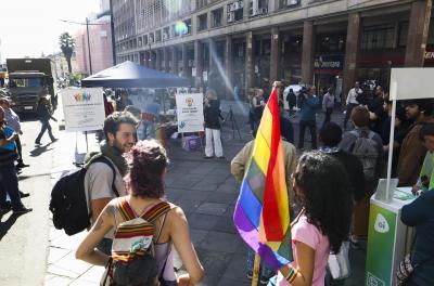 LGBTs