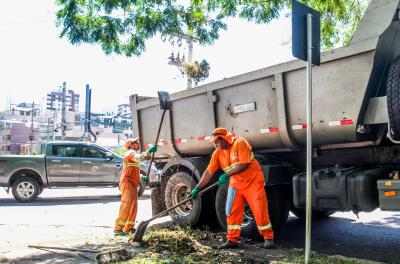 Prefeitura divulga programação de roçada e capina nesta terça