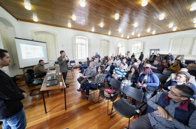 Prefeitura vai às comunidades ensinar utilização do OP Digital