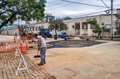 avenida Praia de Belas