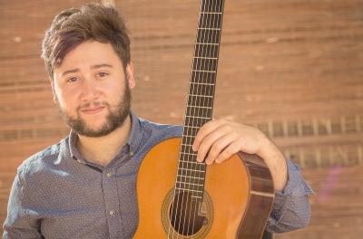 Clássicos na Pinacoteca apresenta violão ibero-americano