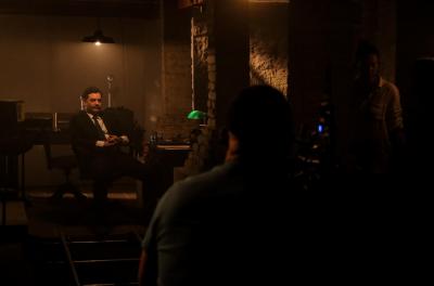 Ator Leonardo Machado no papel de Brizola em cena do filme Legalidade, gravada nos porões do Municipal
