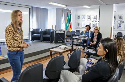 Prefeitura sensibiliza escolas para construção da cultura de paz