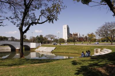 Largo dos Açorianos