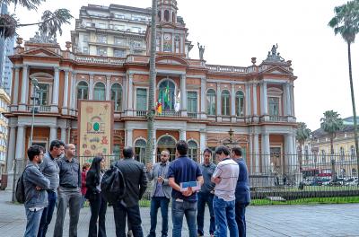 Protótipo de novos relógios de rua será instalado na próxima semana 