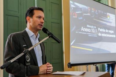 Vagas de estacionamento