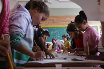 Rematrícula nos ensinos fundamental e médio termina nesta sexta