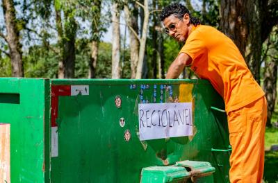 Ecoponto Móvel coleta 1,74 toneladas de material na Restinga