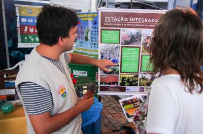 Prefeitura promove ações de educação ambiental na Feira do Livro