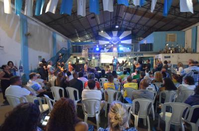 Programa oferece cursos gratuitos à comunidade carnavalesca